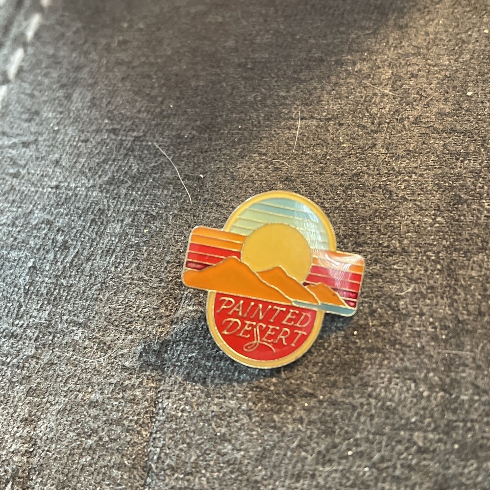 Vtg Painted Desert Gold Tone Lapel Pin Collectible